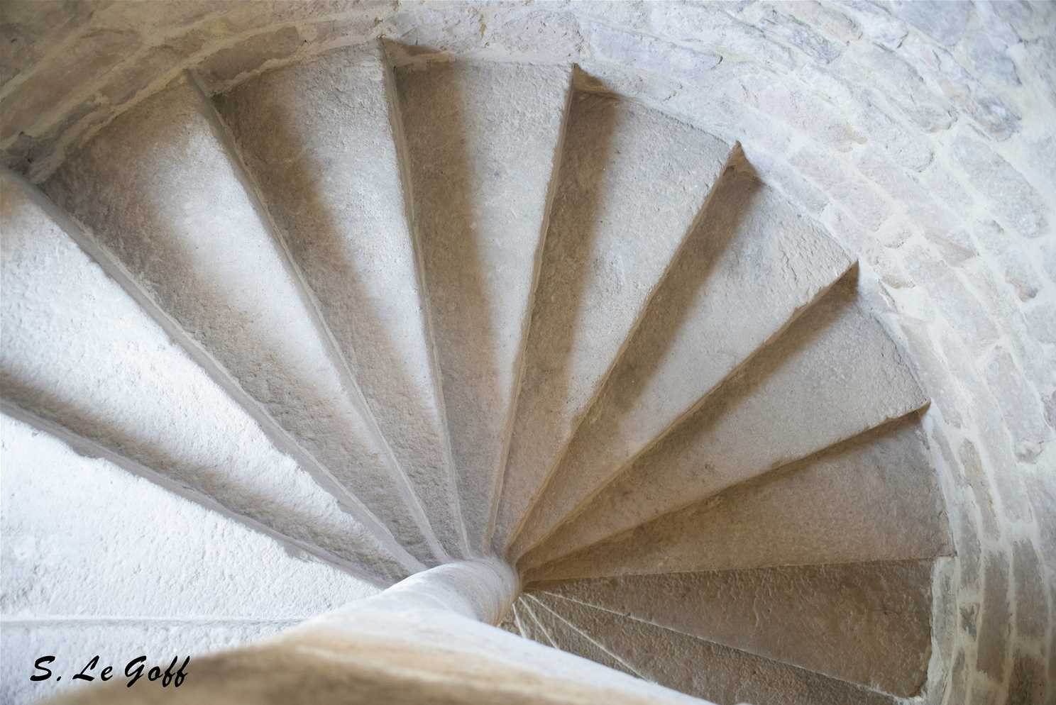 Escalier en pierre